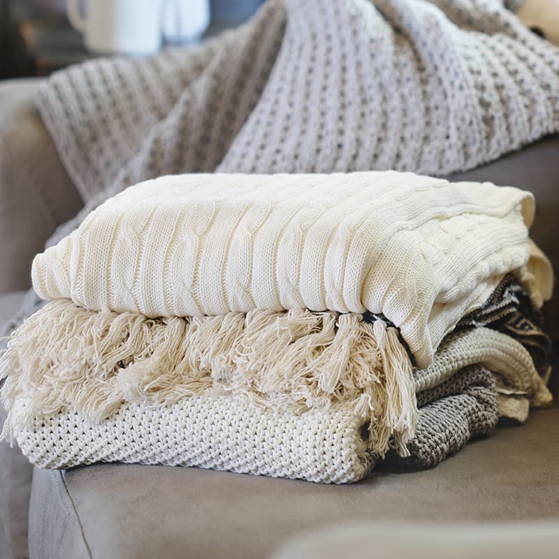 Blankets & Throws