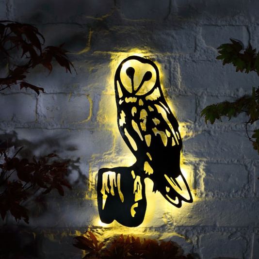 Metal Sitting Barn Owl Solar Wall Light