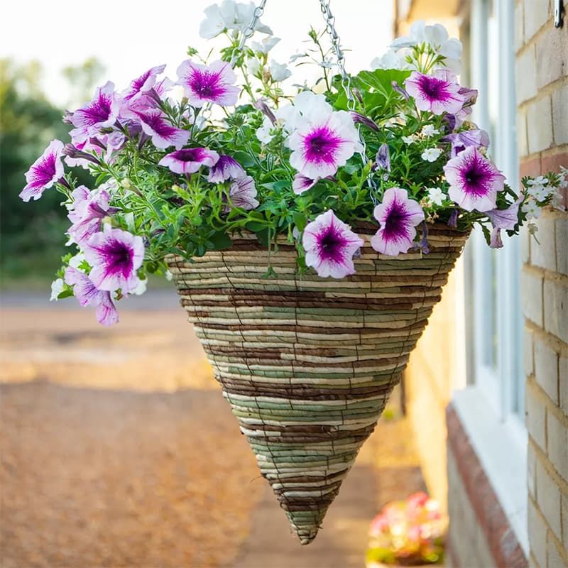 Mountain Leaves Hanging Cone - 35cm