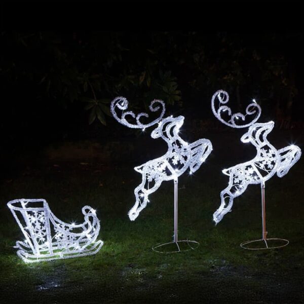 Outdoor Christmas Decorations at Tates of Sussex